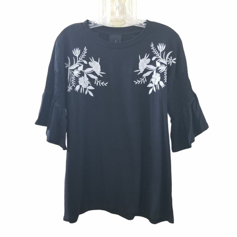 NWT Sweet Claire Black Bell Short Sleeve Floral Size Medium